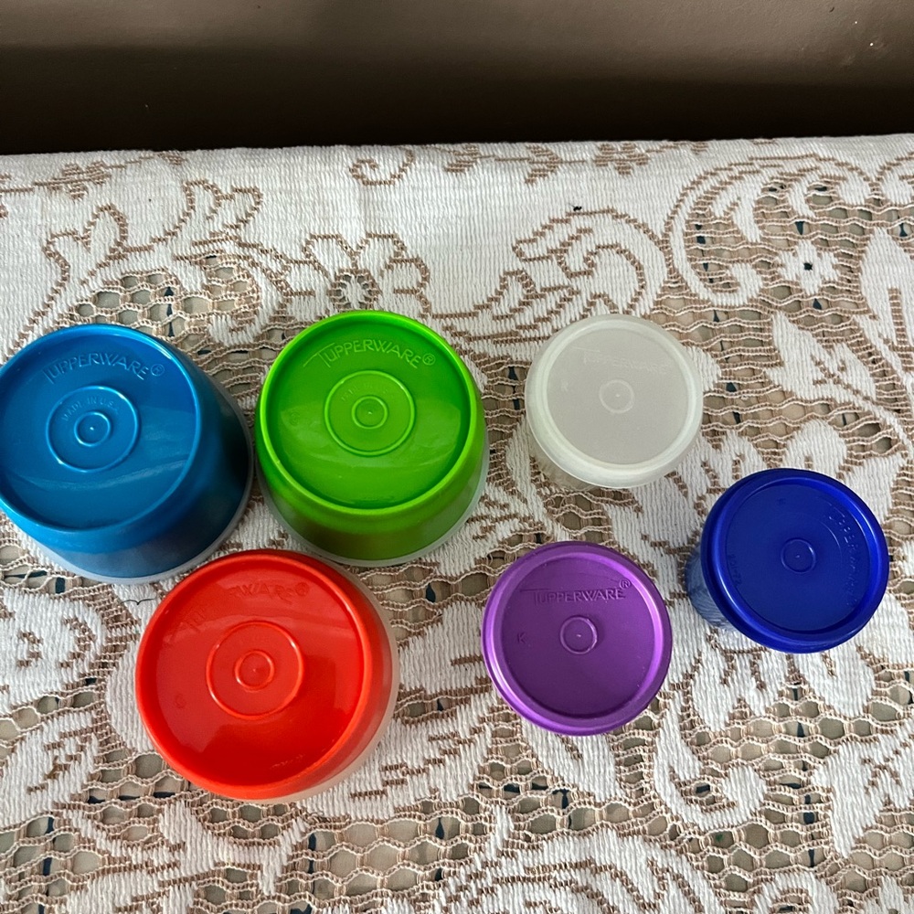 Tupperware Stackable Storage Containers 3 Snack Cups & 3 Midgets Mini 2 ozs - Picture 3 of 5